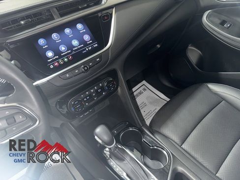 Used 2022 Buick Encore GX Essence w/ Experience Buick Package image 19