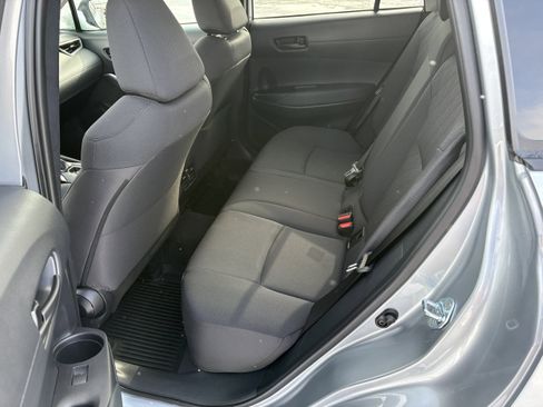 Certified 2025 Toyota Corolla Cross LE image 7