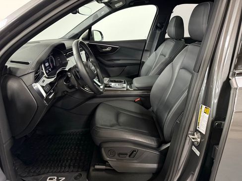 Used 2025 Audi Q7 3.0T Premium Plus w/ Premium Plus Package AWD/4WD image 9