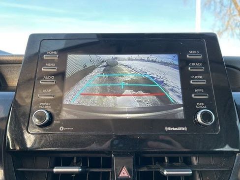 Used 2022 Toyota Camry SE image 25