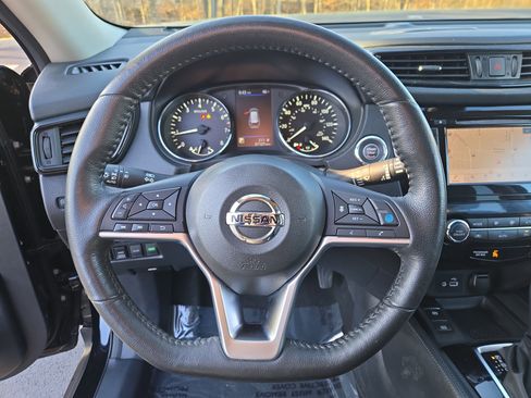 Used 2019 Nissan Rogue SL image 17