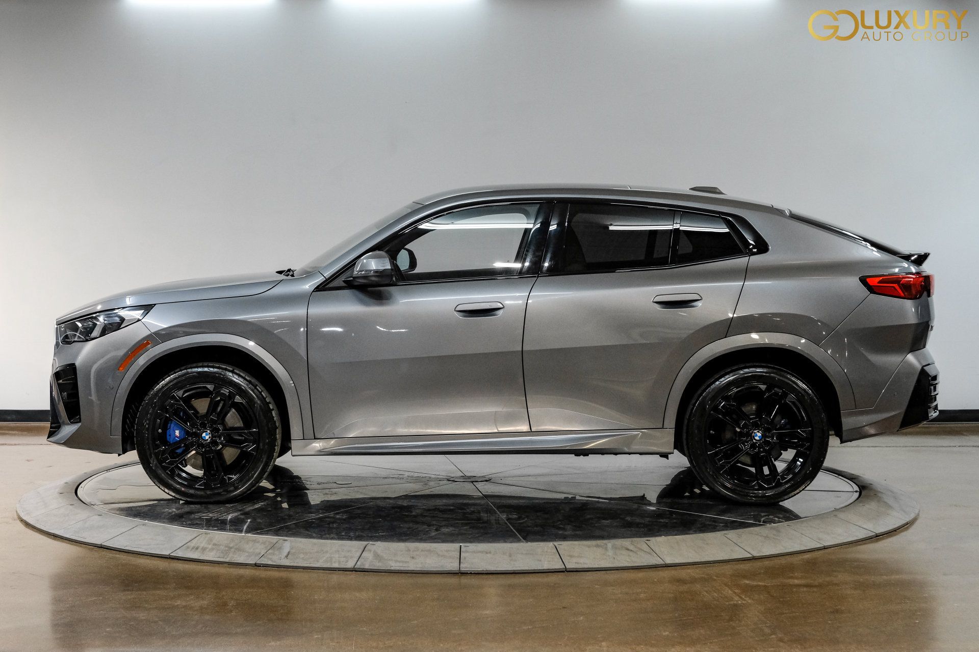 Used 2026 BMW X2 xDrive28i AWD/4WD image 13
