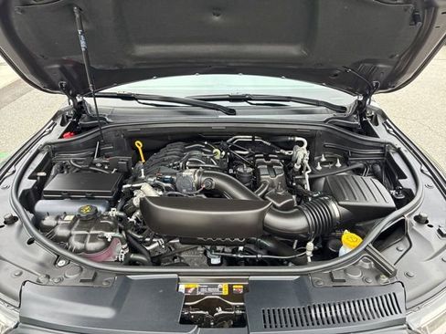 Used 2025 Dodge Durango GT image 19