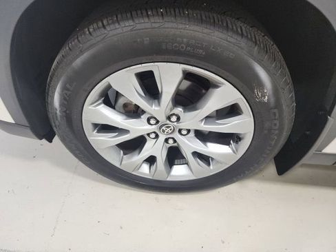 Certified 2024 Toyota Grand Highlander Limited image 44