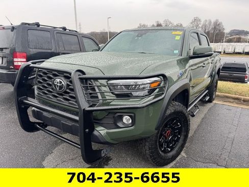Used 2021 Toyota Tacoma TRD Off-Road w/ TRD Premium Off Road Package image 2