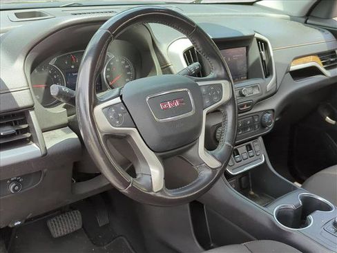 Used 2020 GMC Terrain SLE FWD image 9