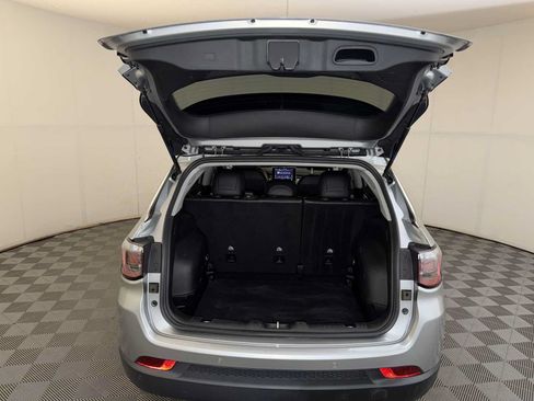 Used 2022 Jeep Compass Limited AWD/4WD image 20