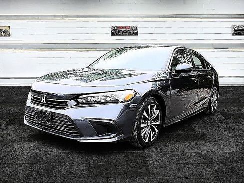 Used 2024 Honda Civic EX image 3