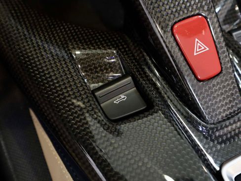 Certified 2023 Ferrari 812 GTS RWD image 30