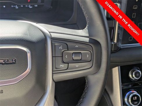 Used 2024 GMC Yukon Denali image 19