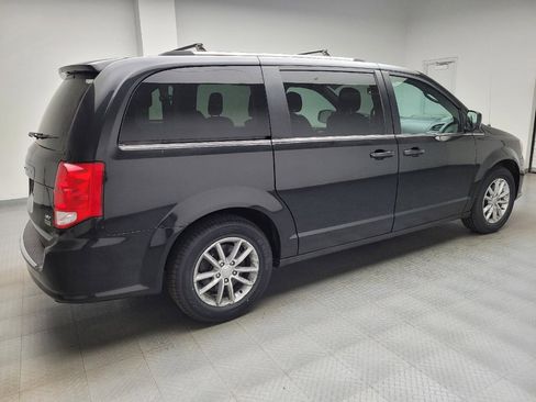 Used 2019 Dodge Grand Caravan SXT FWD image 10