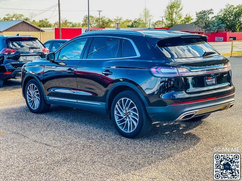 Used 2020 Lincoln Nautilus Reserve image 5