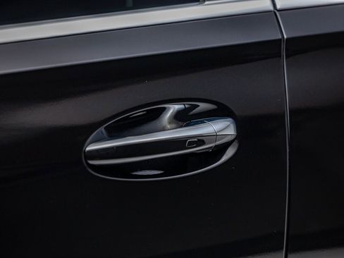 Used 2022 Mercedes-Benz Maybach GLS 600 4MATIC image 13