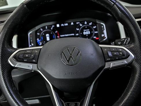 Certified 2023 Volkswagen Atlas SEL Premium image 19