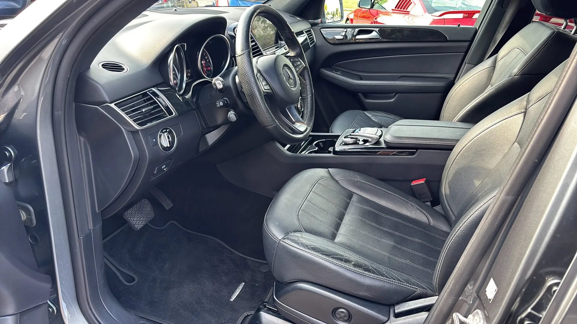 Used 2018 Mercedes-Benz GLE 350 4MATIC image 25