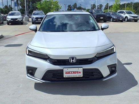 Used 2023 Honda Civic Touring image 2