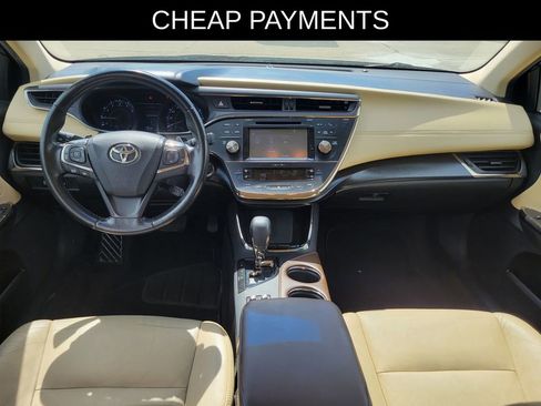 Used 2016 Toyota Avalon XLE Premium FWD image 7