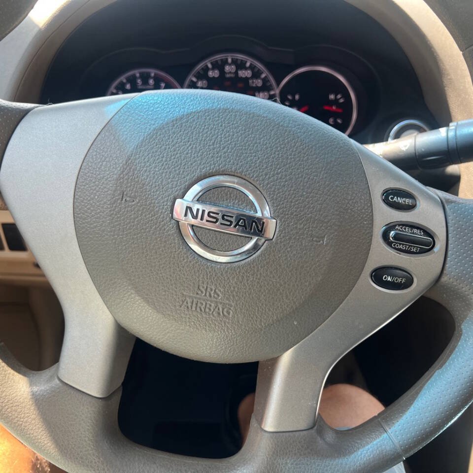 Used 2011 Nissan Altima 2.5 S FWD image 16