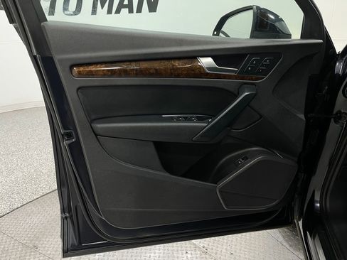 Used 2018 Audi Q5 2.0T Premium Plus w/ Premium Plus Package image 16