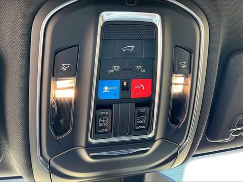 New 2026 Jeep Grand Cherokee L 4WD image 38