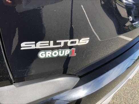 Used 2024 Kia Seltos EX AWD/4WD image 31