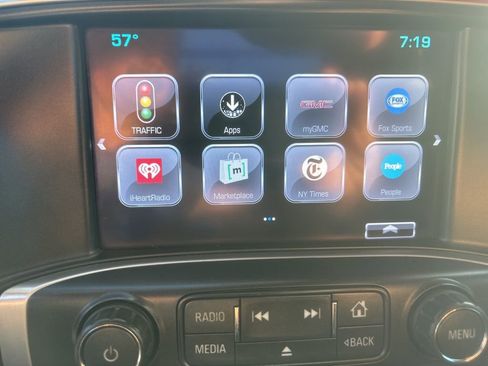 Used 2019 GMC Sierra 3500 SLE w/ SLE Preferred Package image 19