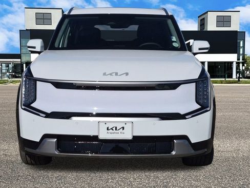 New 2026 Kia EV9 Wind image 3