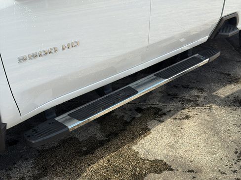 Used 2025 Chevrolet Silverado 3500 LT w/ All Star Edition AWD/4WD image 10