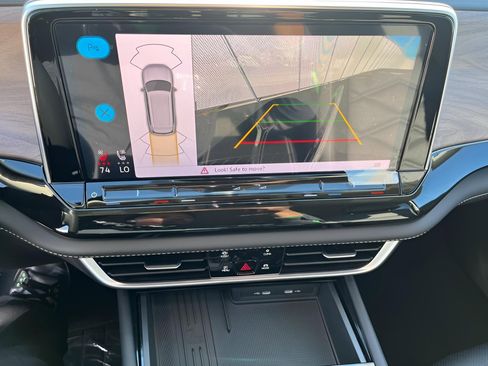 New 2026 Volkswagen Atlas SE AWD/4WD image 17