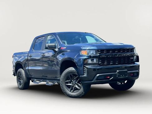 Used 2019 Chevrolet Silverado 1500 Custom Trail Boss w/ Custom Convenience Package AWD/4WD image 11