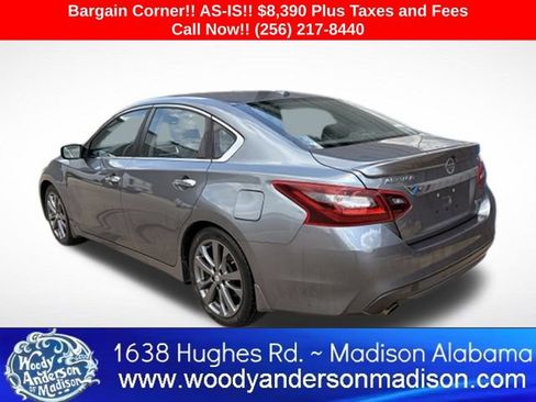 Used 2018 Nissan Altima 2.5 SR w/ SR Special Edition FWD image 4
