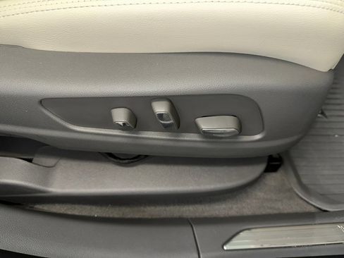 Certified 2023 Cadillac XT5 Premium Luxury w/ Technology Package image 36