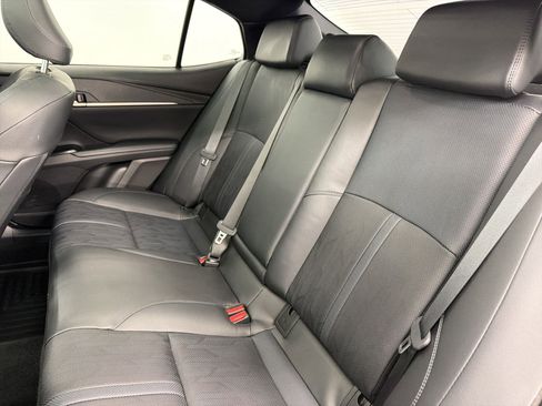 Used 2025 Toyota Camry XSE FWD image 24