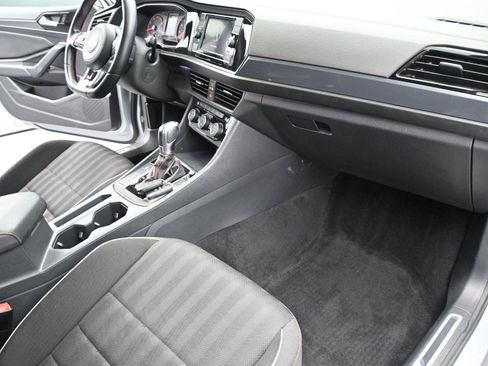 Used 2019 Volkswagen Jetta GLI image 19
