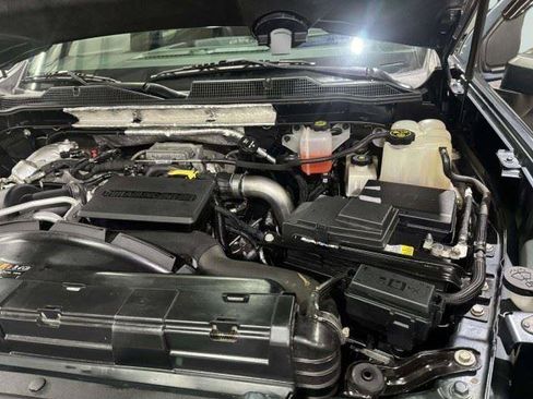 Used 2020 Chevrolet Silverado 2500 High Country w/ Technology Package AWD/4WD image 48
