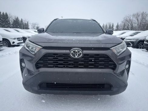 Used 2021 Toyota RAV4 XLE image 2