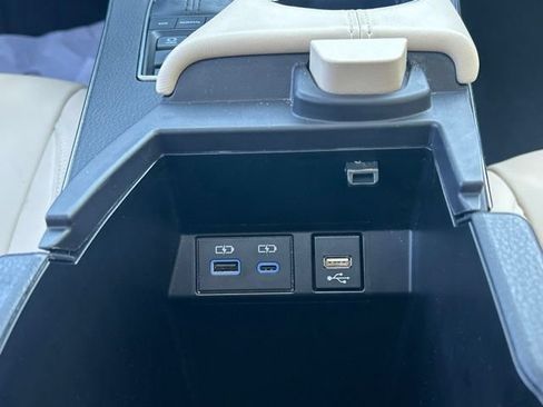 Used 2021 Toyota Avalon XLE w/ Moonroof Package FWD image 54