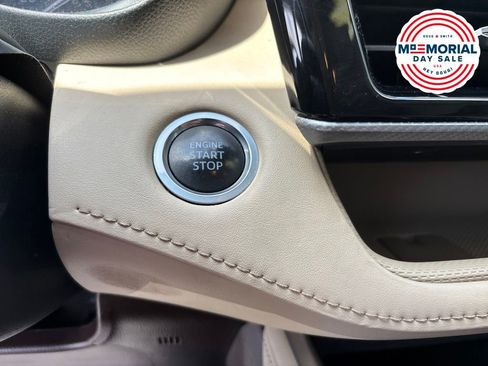 Used 2020 Toyota Highlander Platinum AWD/4WD image 23