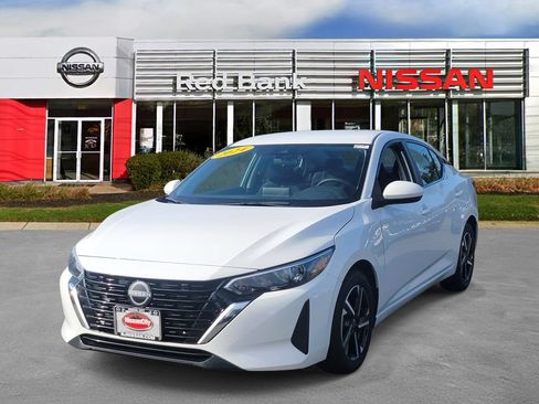 Used 2024 Nissan Sentra SV FWD image 4
