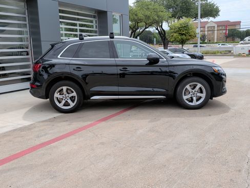 Certified 2023 Audi Q5 Premium w/ Convenience Package AWD/4WD image 11