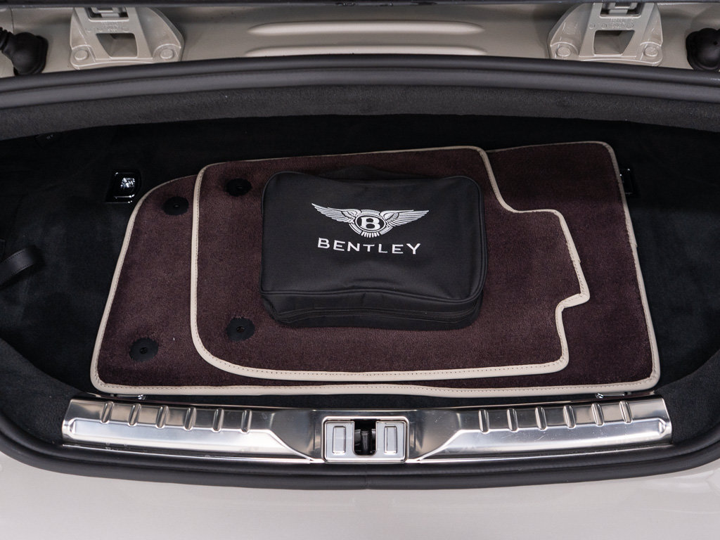 Certified 2026 Bentley Continental GT Azure AWD/4WD image 49