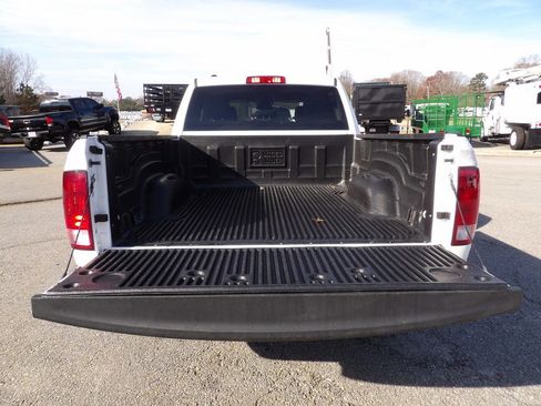 Used 2021 RAM 1500 Classic SLT image 46