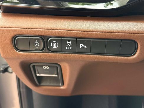 Certified 2024 Acura MDX SH-AWD w/ Technology Package image 29