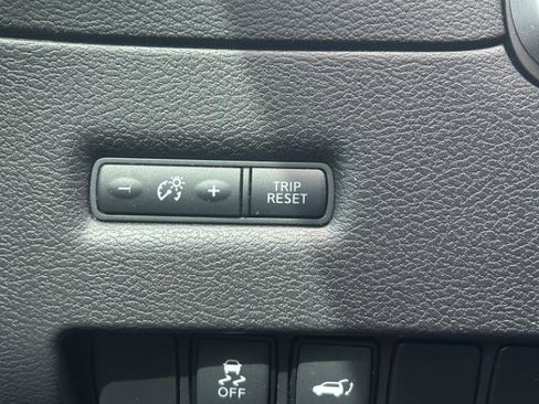 Used 2017 Nissan Murano SL FWD image 17