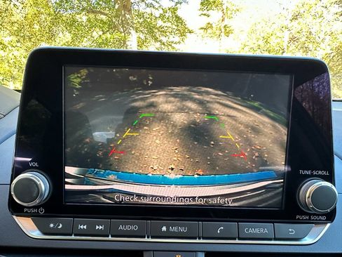 Used 2022 Nissan Altima 2.5 SR w/ Midnight Edition Package image 19