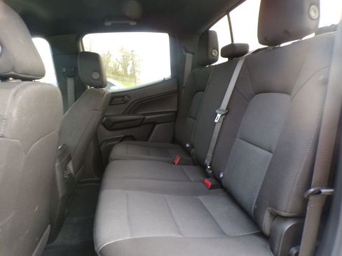Used 2025 Chevrolet Colorado W/T w/ Advanced Trailering Package RWD image 19