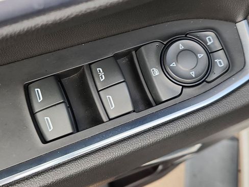 Certified 2022 Chevrolet Silverado 1500 LT RWD image 22