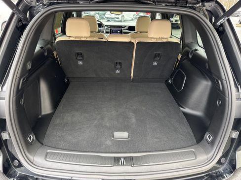 Used 2022 Jeep Grand Cherokee Limited 4xe image 10