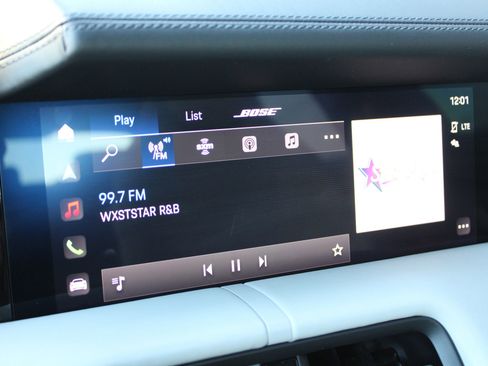 Used 2021 Porsche Taycan 4S image 19