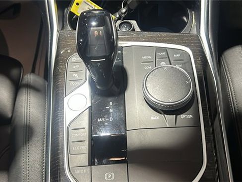 Used 2021 BMW 330i Sedan w/ Parking Assistance Package image 20